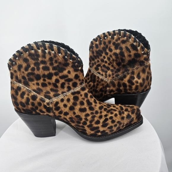 Alice + Olivia Shoes - ALICE+OLIVIA Kiara Leopard Print Calf Hair Western Whip Stitch Booties S…